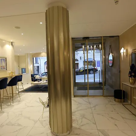 Excelsior Hotel 3*