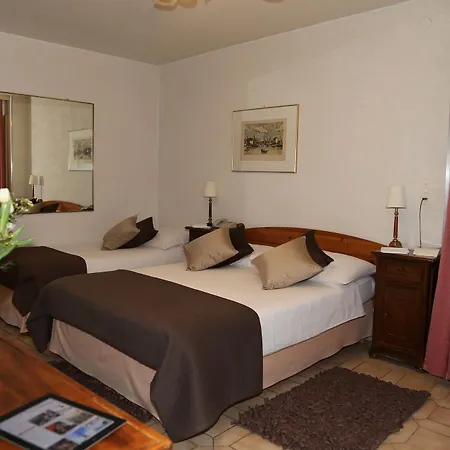 Hotel Excelsior